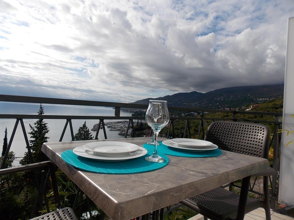 Apartment Ellalinda Opatija Eksteriør bilde